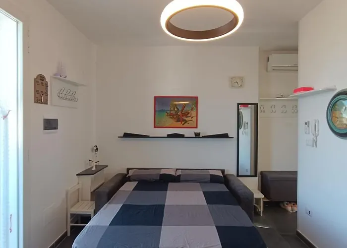Casa Al Mare Delia Апартаменты *